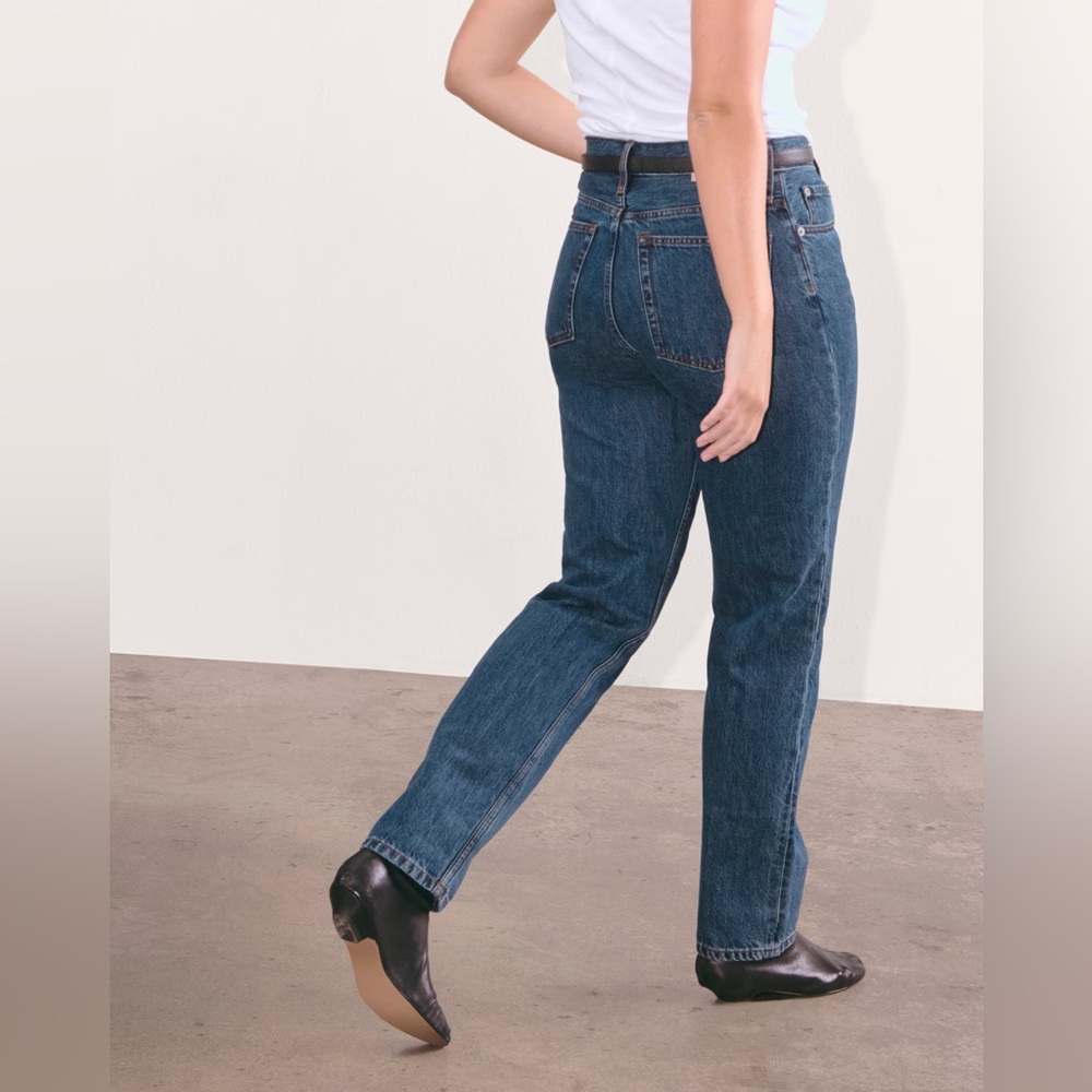 Everlane 90s Cheeky Jean size 26